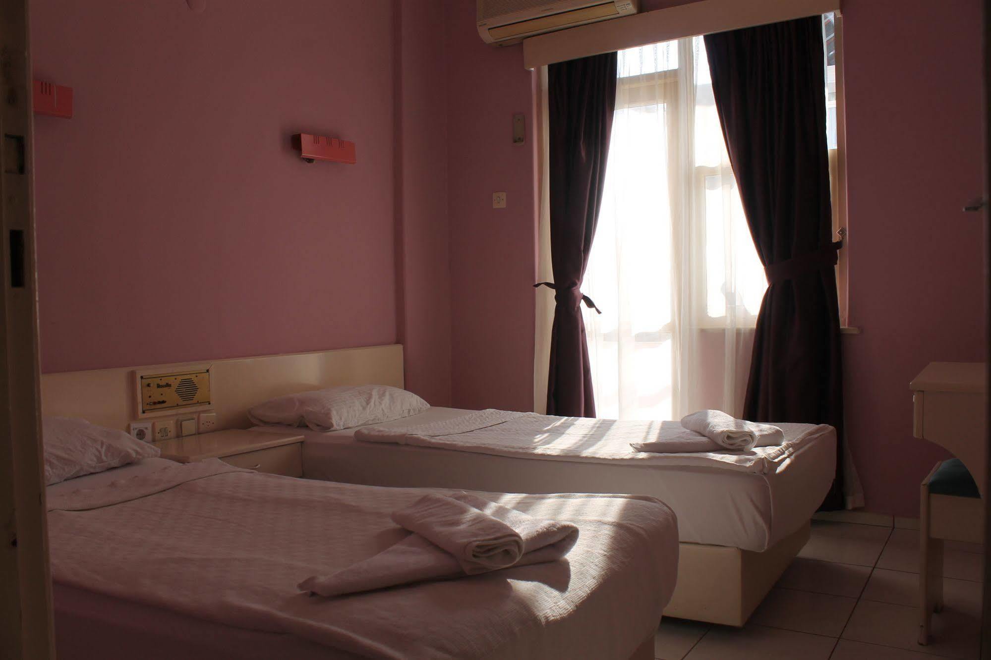Rosella Hotel Аланя Екстериор снимка